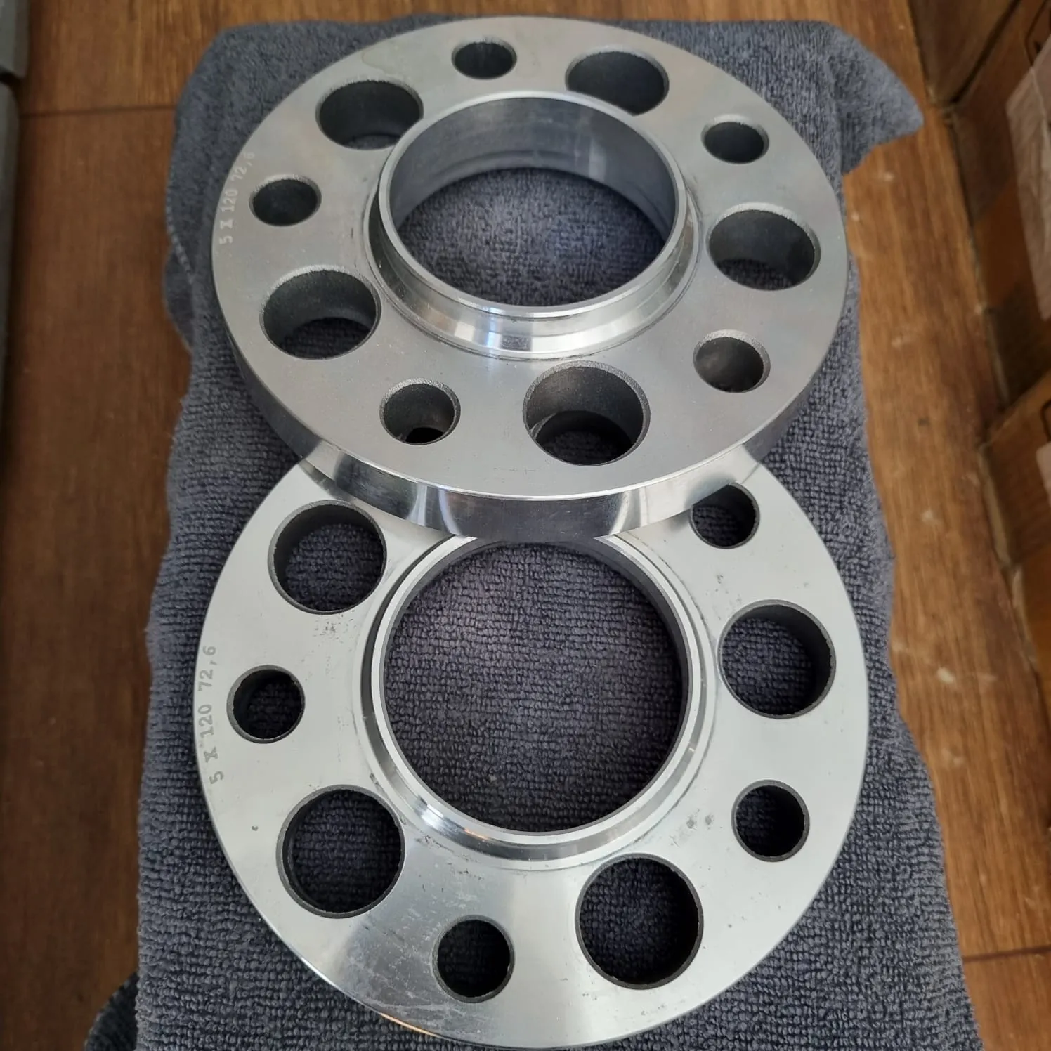 5×120×72.6×2cm
