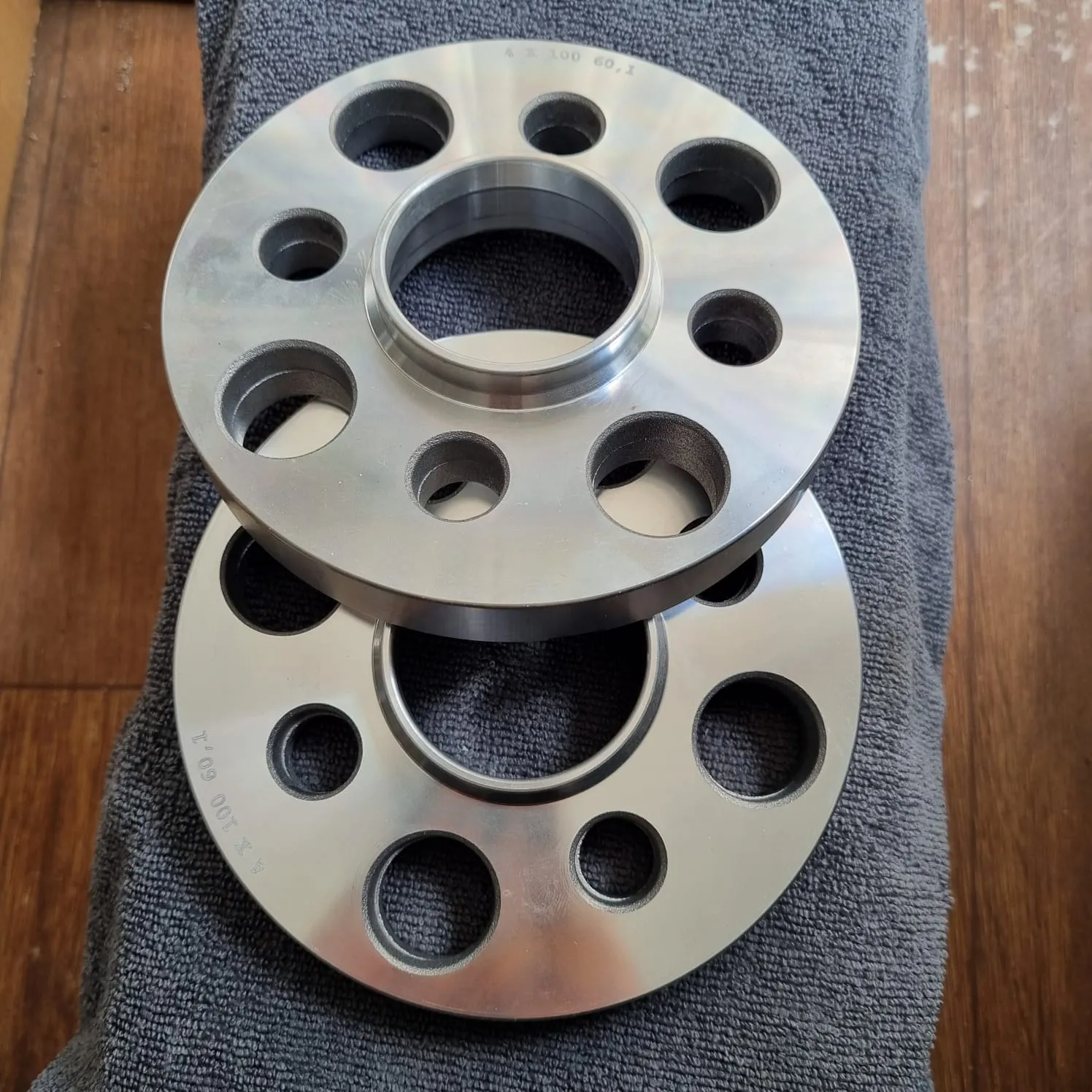 4×100×60.1×1.5cm
