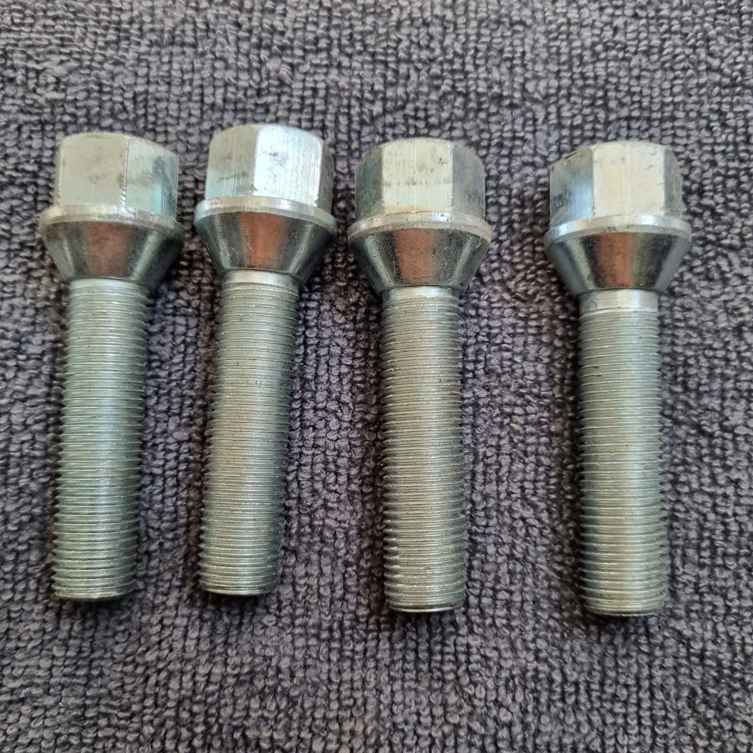 m12×1.25×40